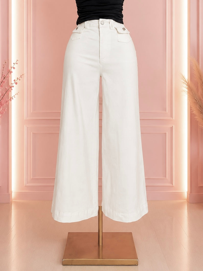 Pantalones Wide Leg Blancos con Bolsillos Decorativos