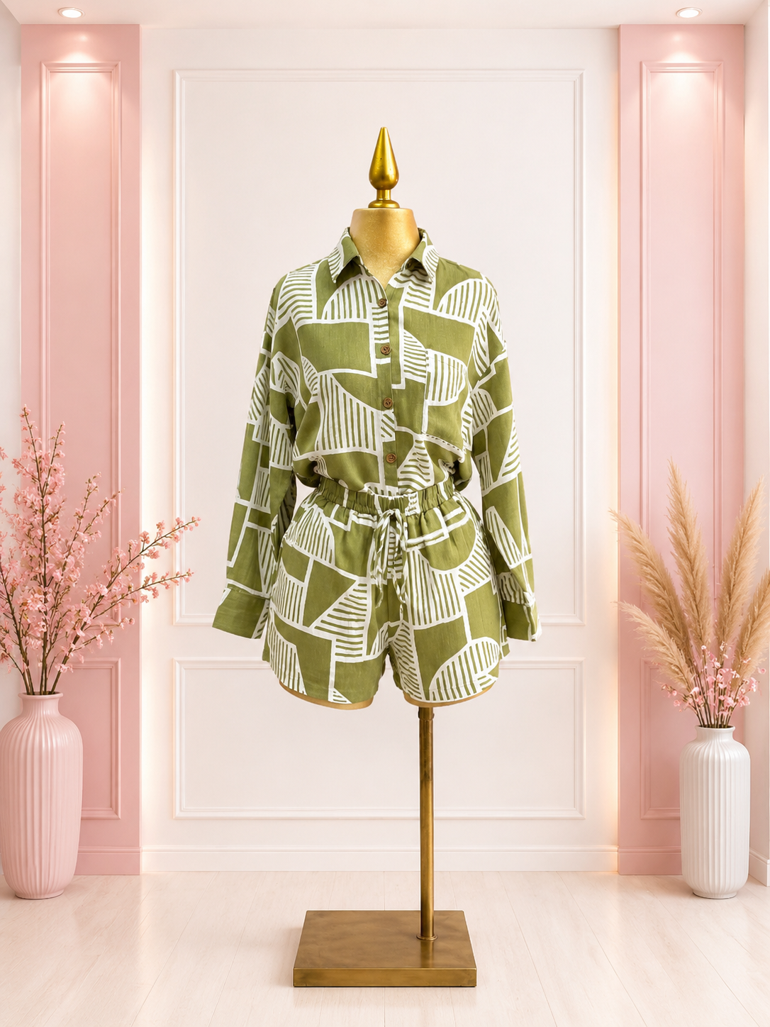 Camisa y Short con Estampado Geométrico